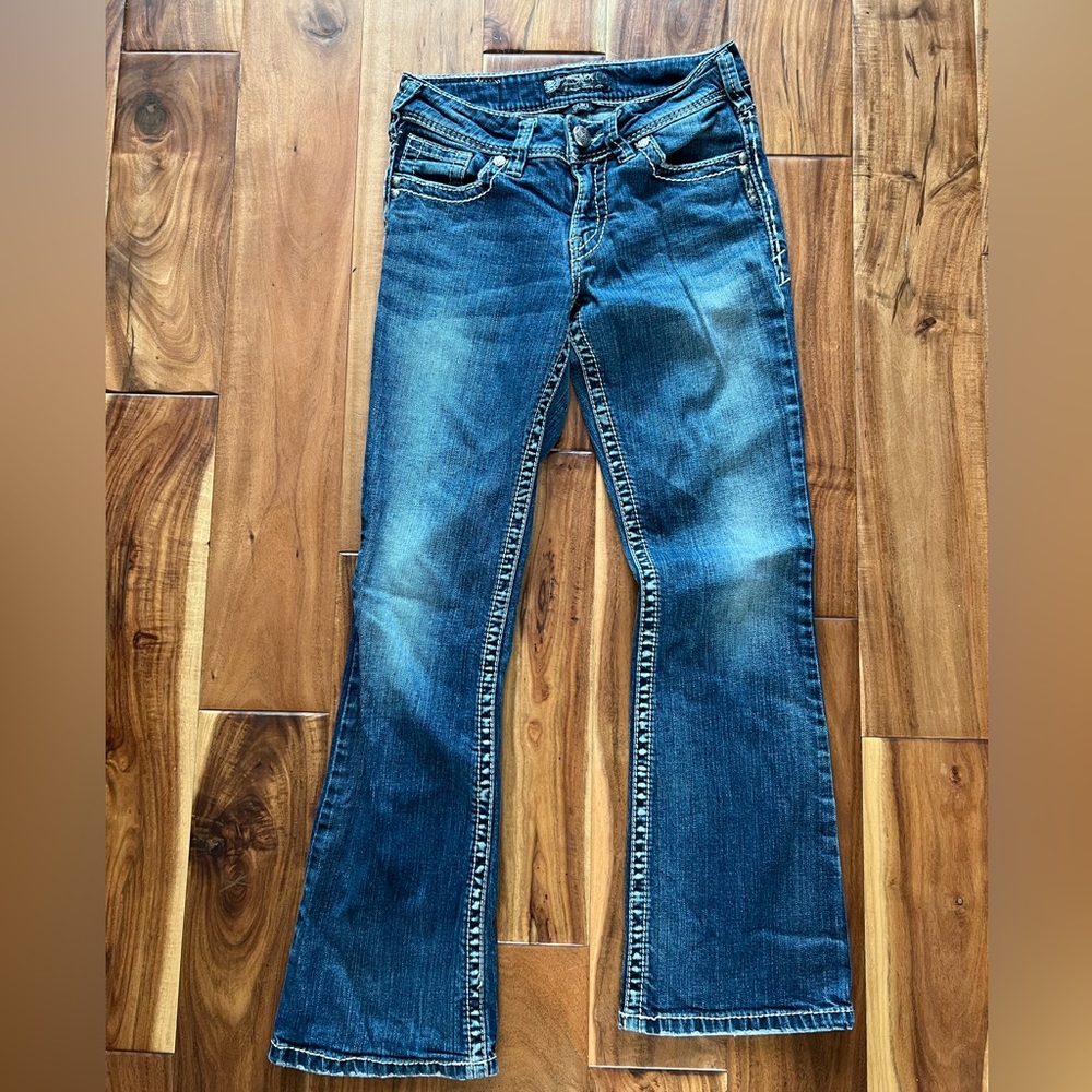 Silver Jean Co Bootcut Sz 26 L30 medium wash jeans